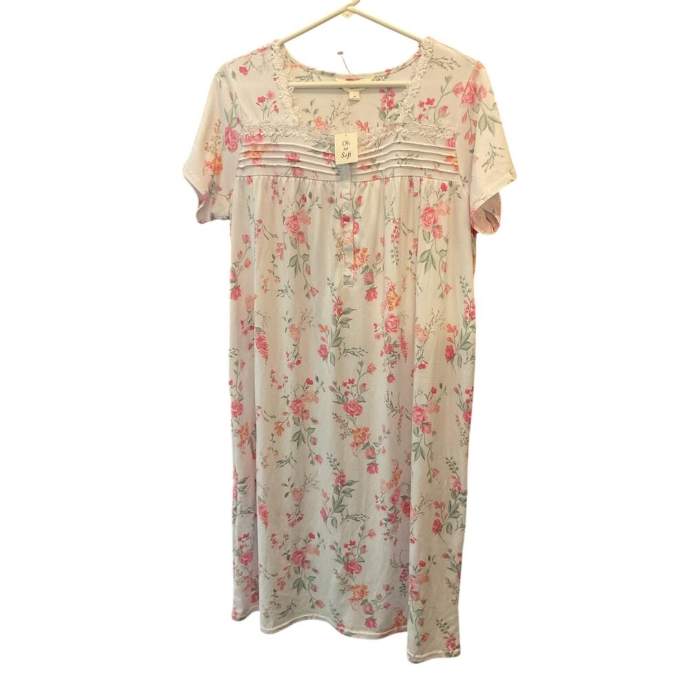 NWT Laura Ashley Medium Night Gown White / Floral